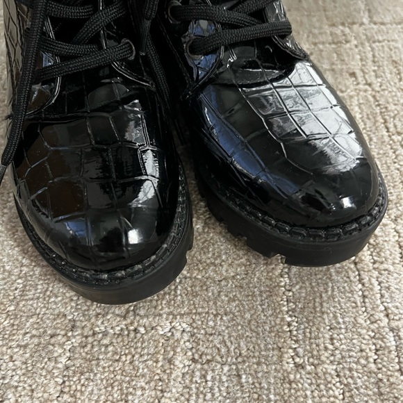 Patent leather combat boots - Picture 4 of 4